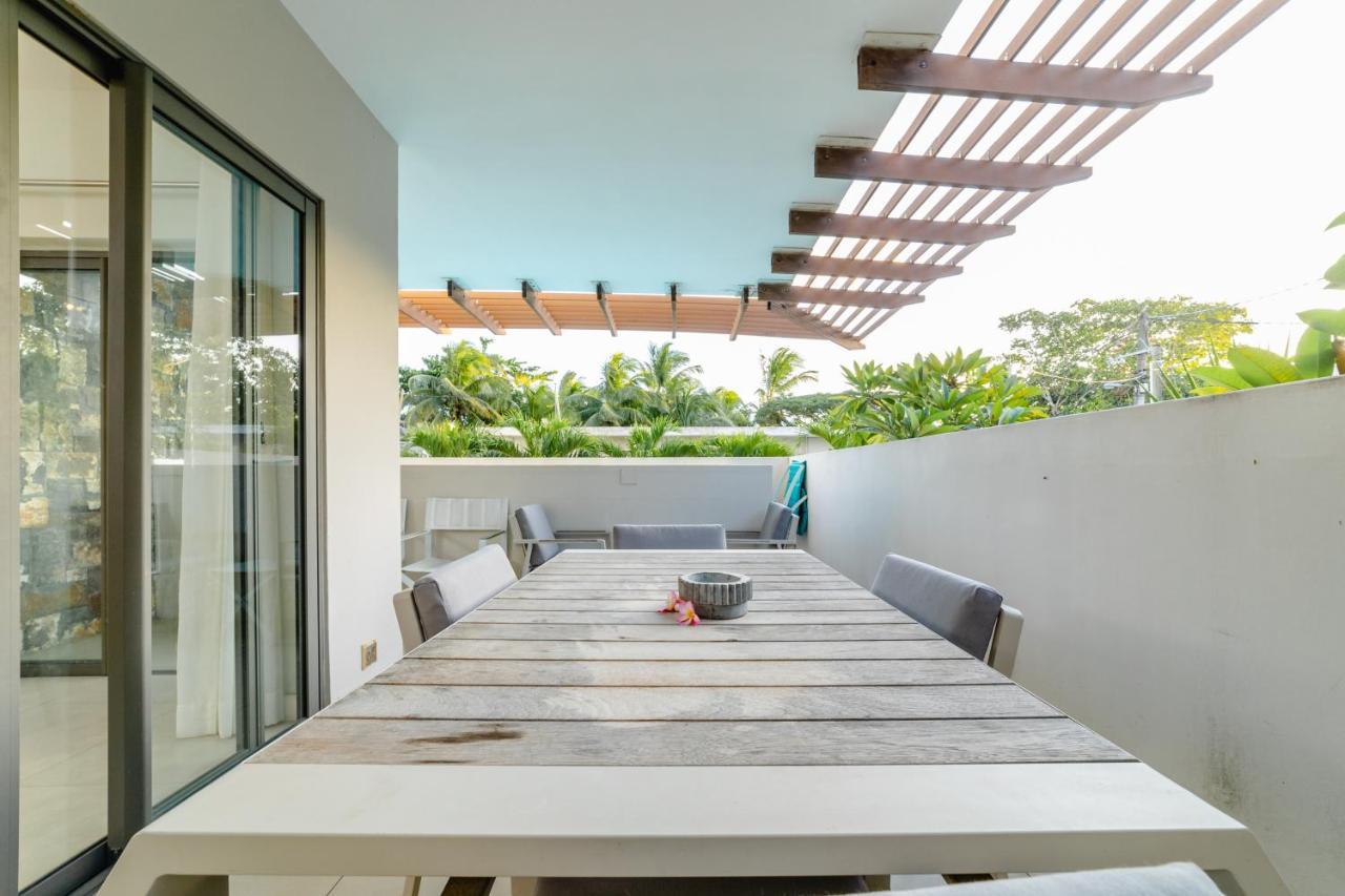 Beachcove Apt No 1 Pereybere Beach Exteriör bild