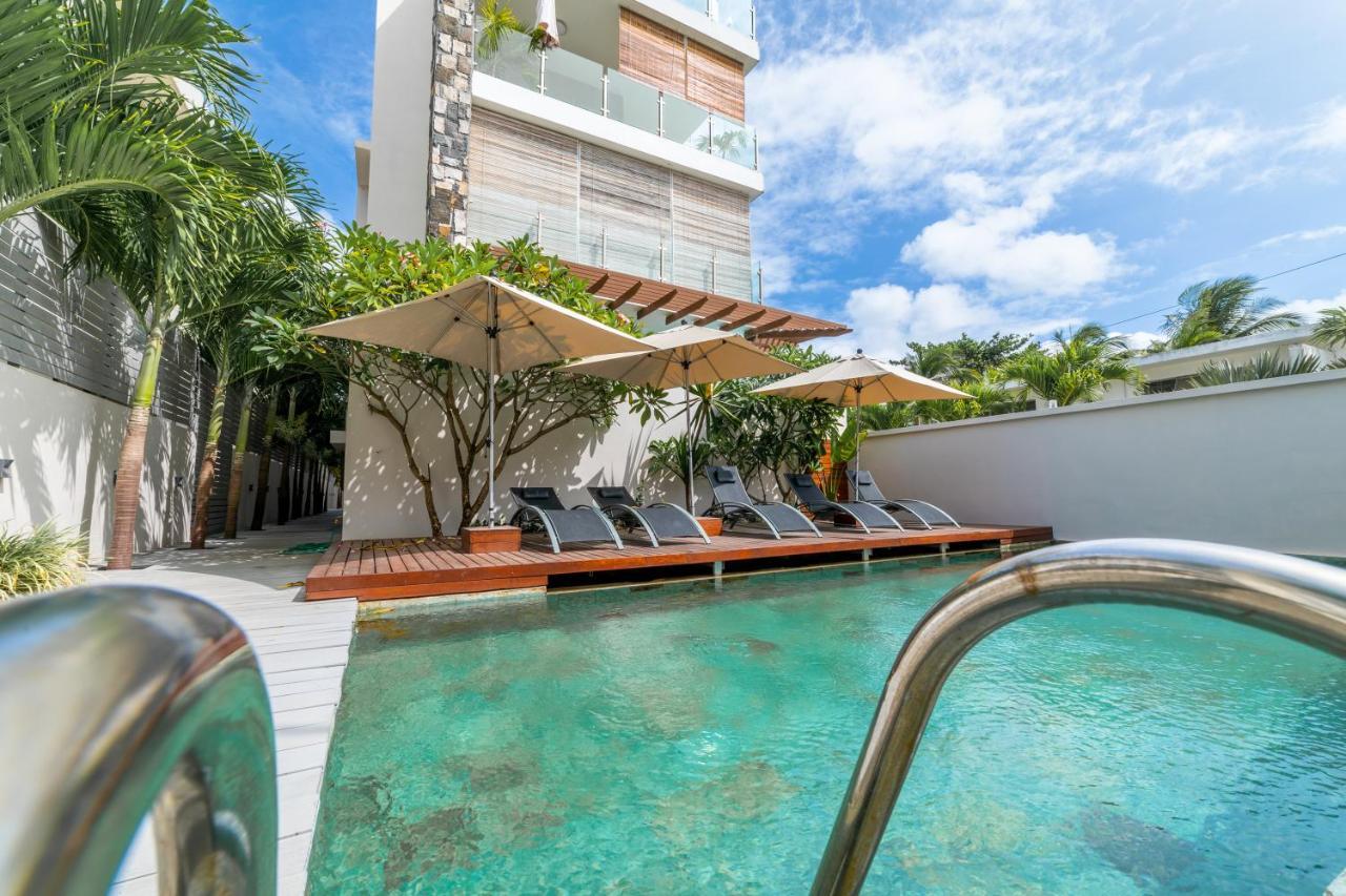 Beachcove Apt No 1 Pereybere Beach Exteriör bild