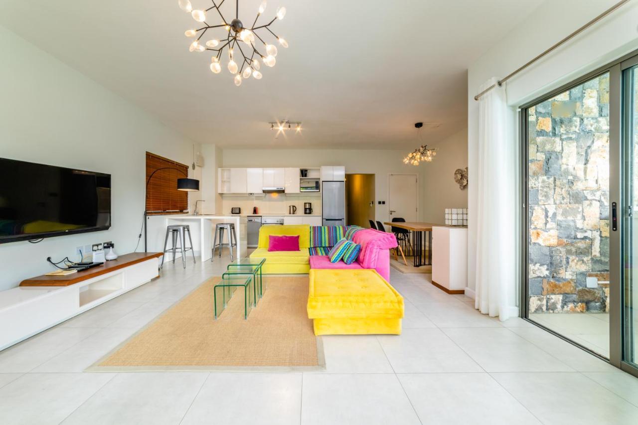 Beachcove Apt No 1 Pereybere Beach Exteriör bild